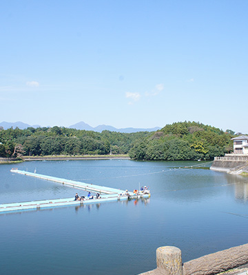 鳴沢湖